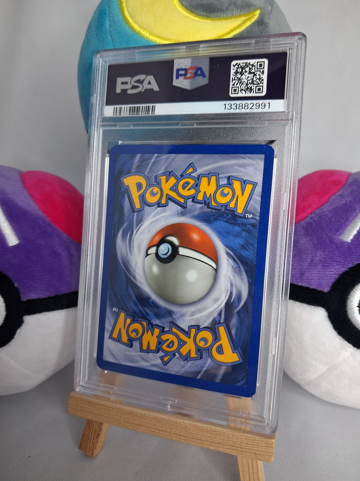aquana-vaporeon-skyridge-en-h31-h32-holo-psa-8