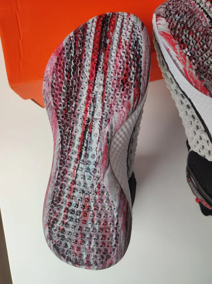 Nike Air Zoom UNVRS - CQ6422-100 - Neu, Ungetragen und OVP - Größe 37,5 (US: 5)