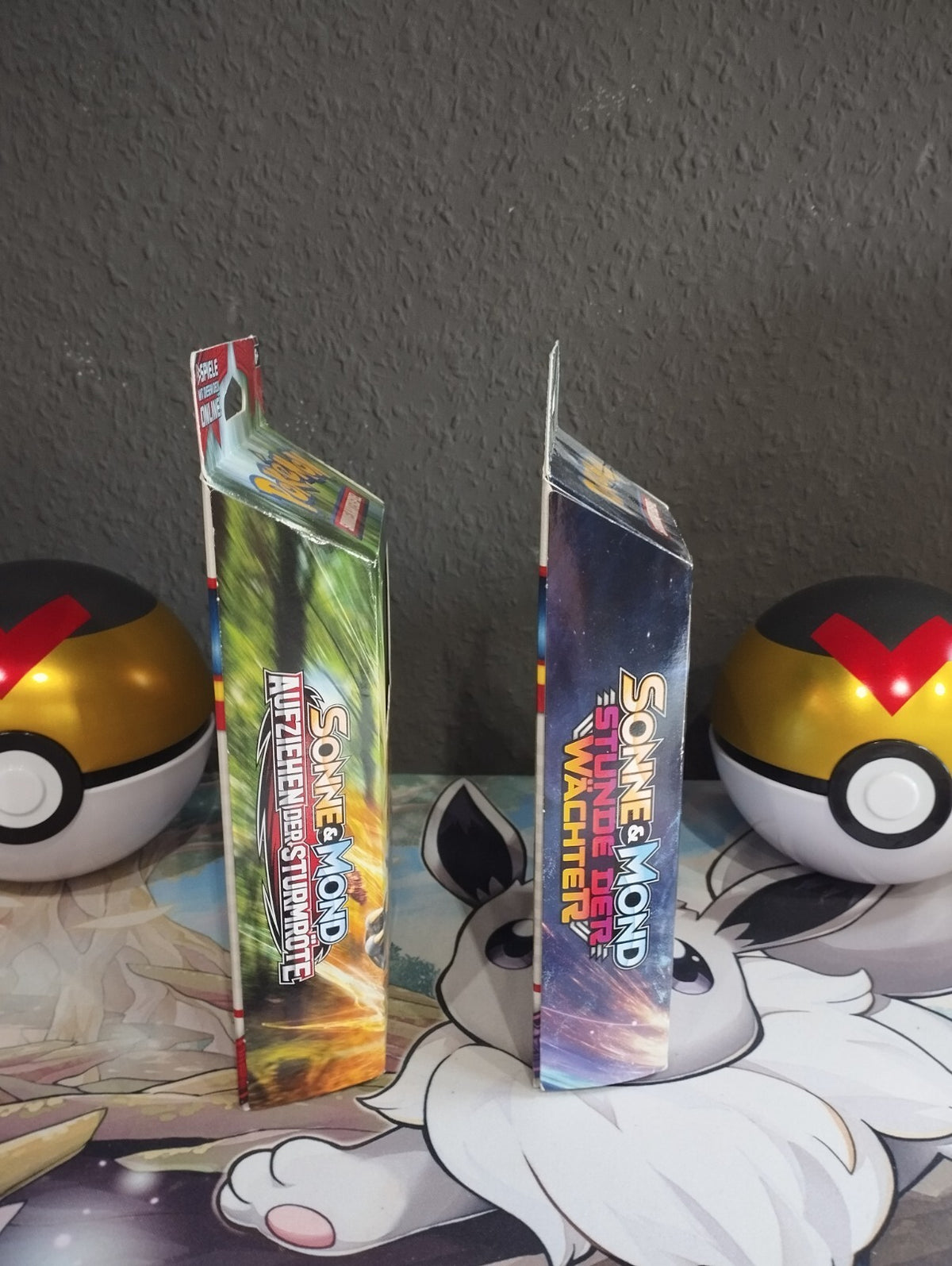 Pokémon Stunde der Wächter Aufziehen der Sturmröte Themendeck x2 Neu OVP DE Set