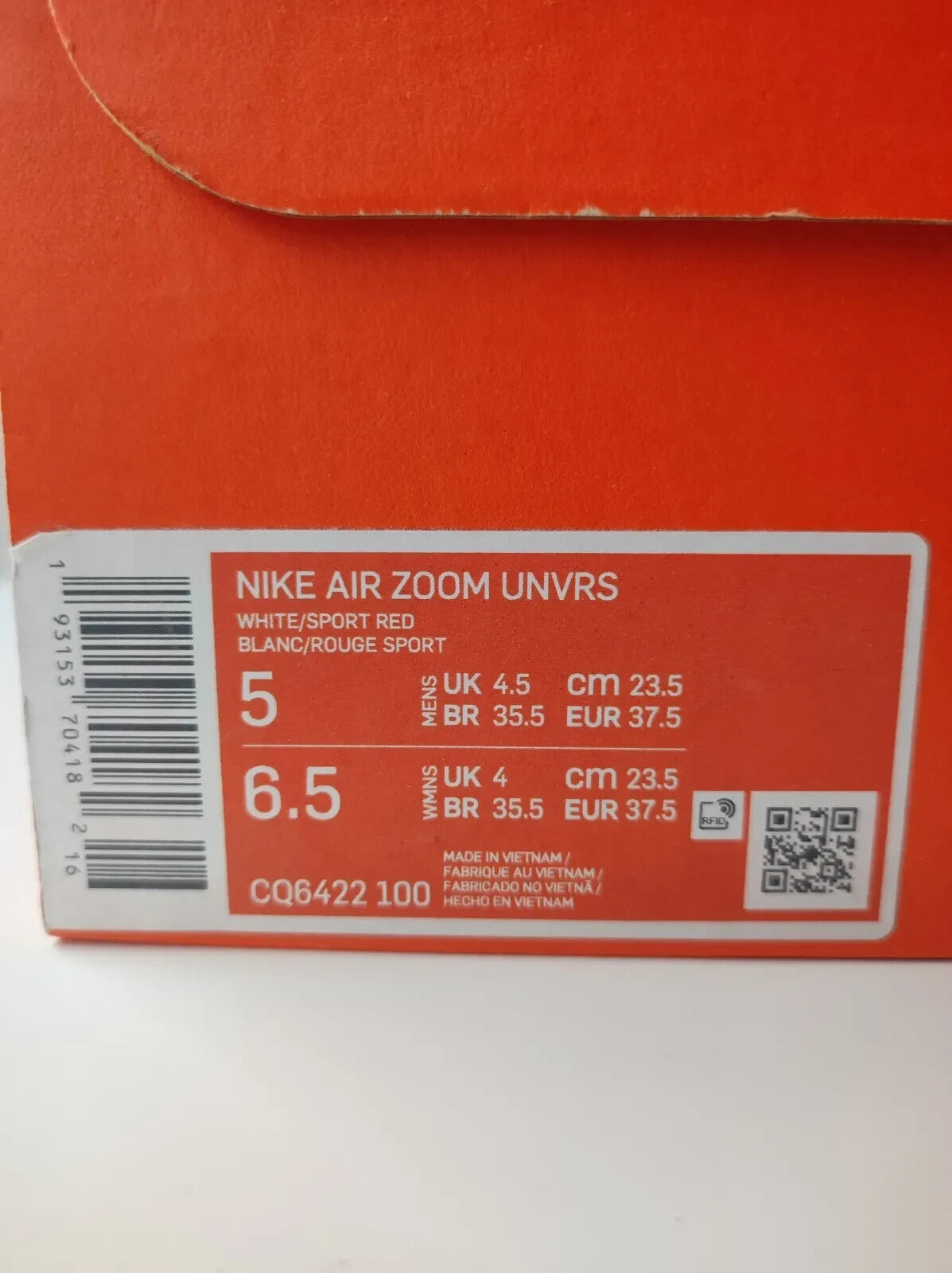 Nike Air Zoom UNVRS - CQ6422-100 - Neu, Ungetragen und OVP - Größe 37,5 (US: 5)