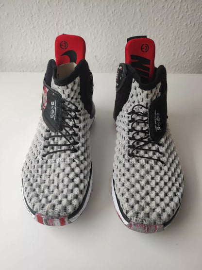 Nike Air Zoom UNVRS - CQ6422-100 - Neu, Ungetragen und OVP - Größe 37,5 (US: 5)
